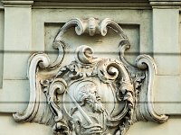 N. 11  Opera Pia di San Paolo di Torino. Arma: busto di San Paolo con testa aureolata mirante in alto ed impugnante con la destra il bastone.