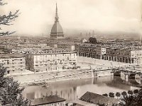 1935  piazza Vittorio vista dalla funicolare del monte dei Cappuccini